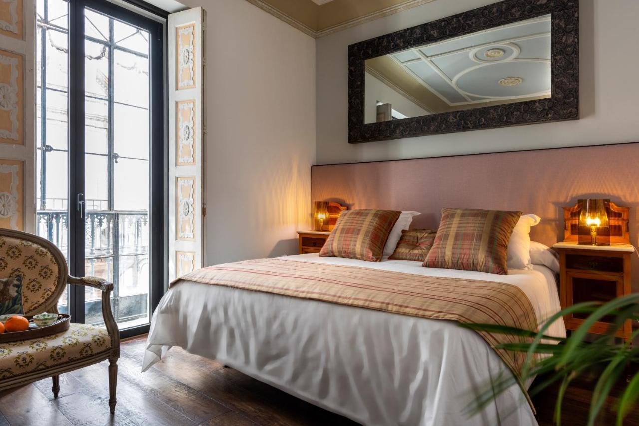 Pajaro Rebelde Bed and Breakfast Σεβίλλη Εξωτερικό φωτογραφία