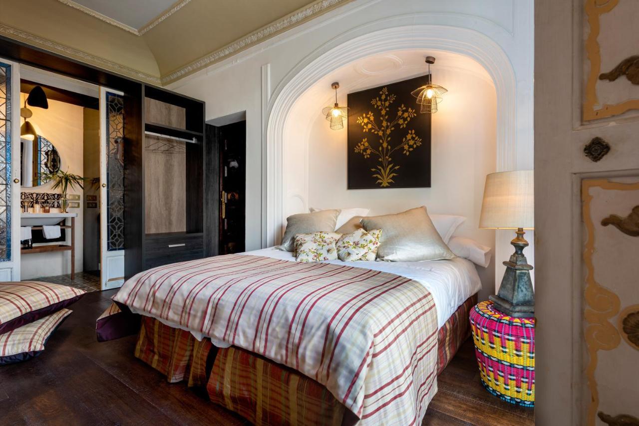 Pajaro Rebelde Bed and Breakfast Σεβίλλη Εξωτερικό φωτογραφία